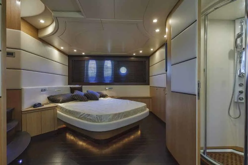 Alfamarine 72 luxury yacht primary bedroom