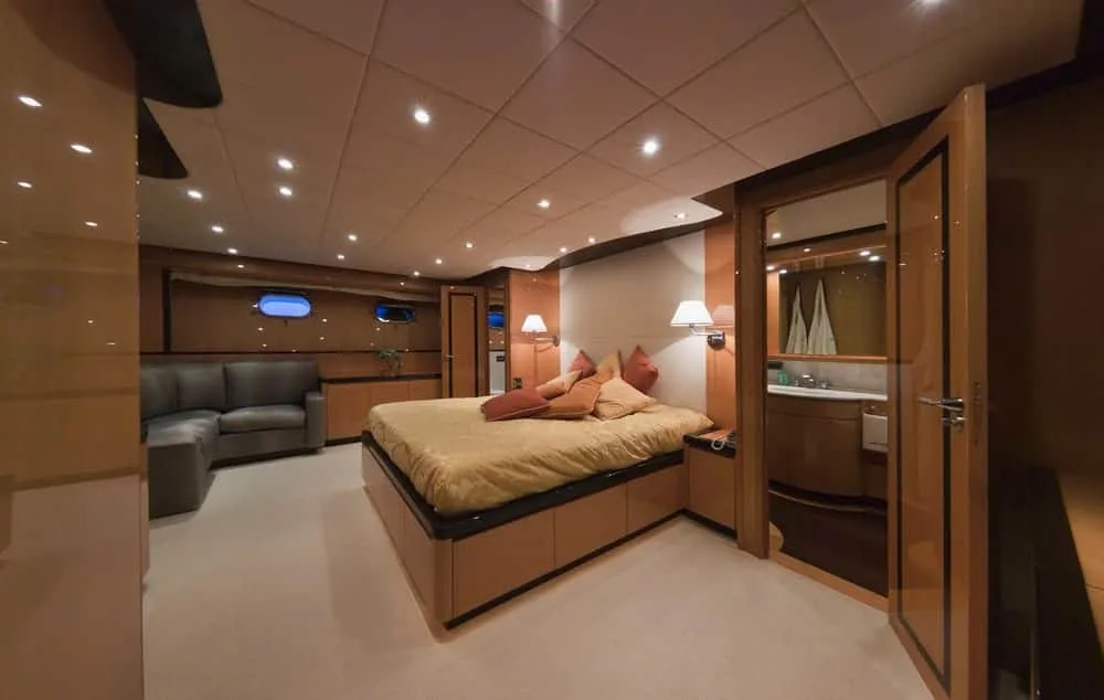 Tecnomar 35 Meter Yacht Bedroom