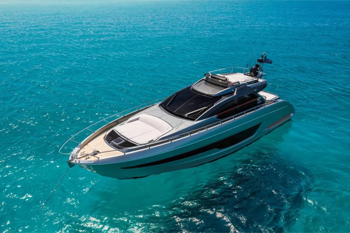 2025 Riva 66' Ribelle 