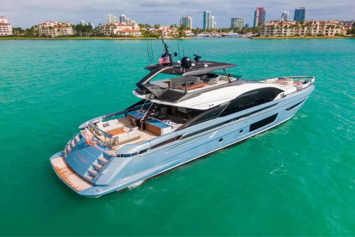 2022 Azimut S10 