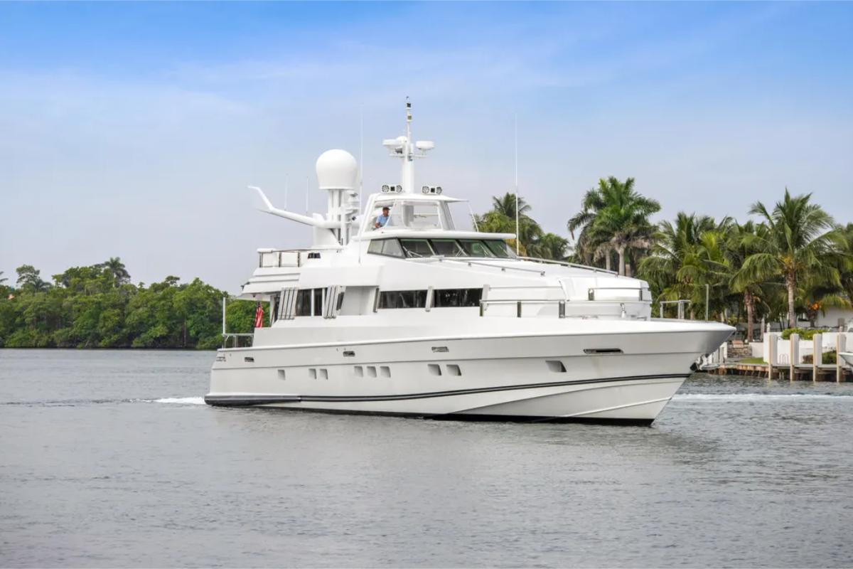 1989 Oceanfast Motor Yacht 