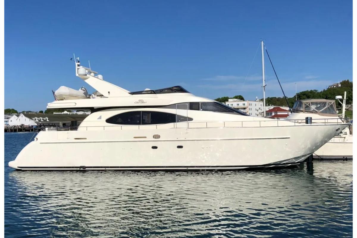 2001 Azimut 70 Sea-Jet 