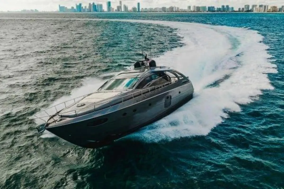 2015 Pershing 70 