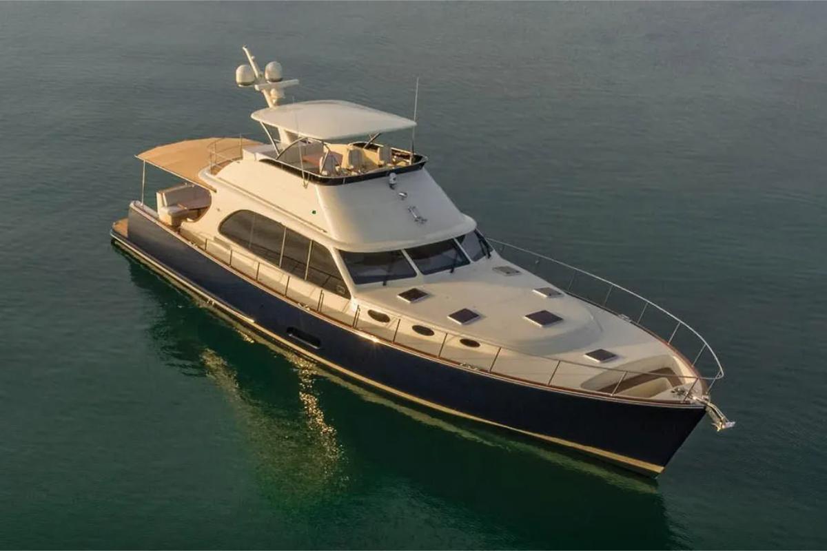 2024 Palm Beach Motor Yachts PB70 