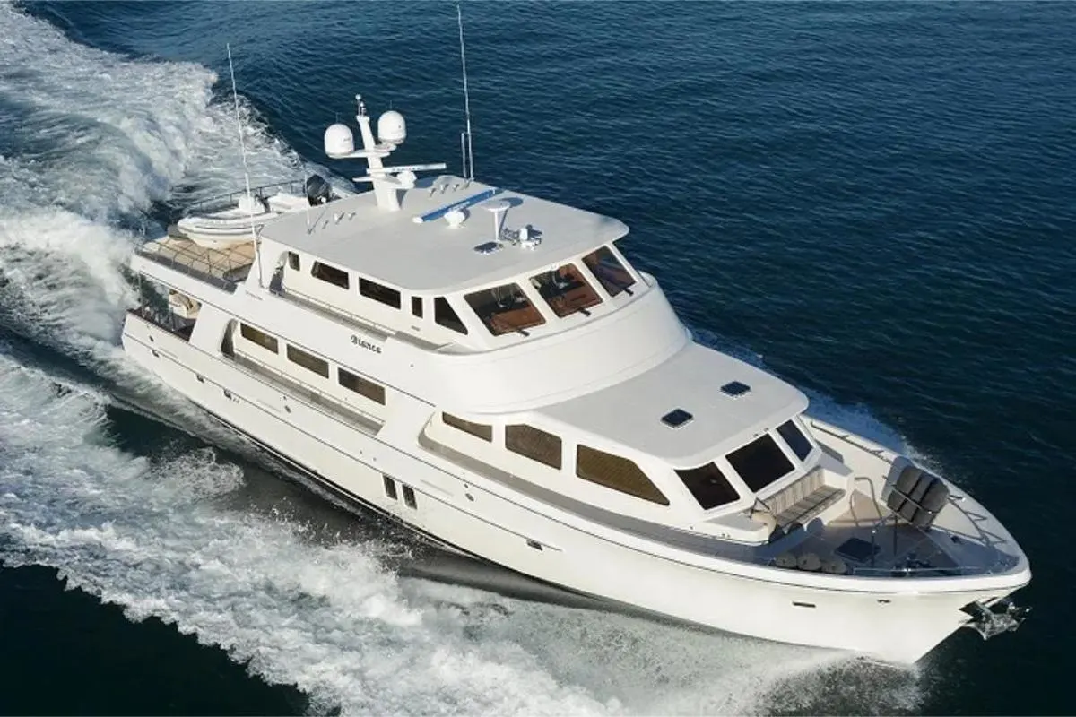 2024 Offshore Yachts 87 Motoryacht 