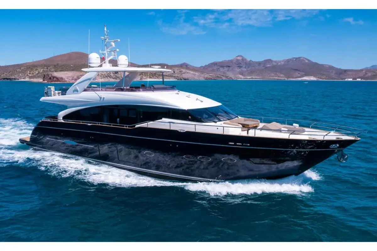 2016 Princess 88 Motor Yacht 