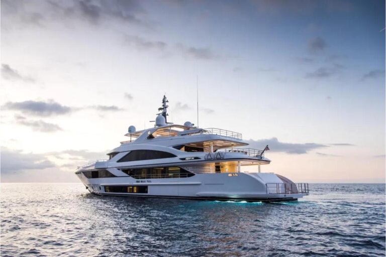 majesty 140 yacht