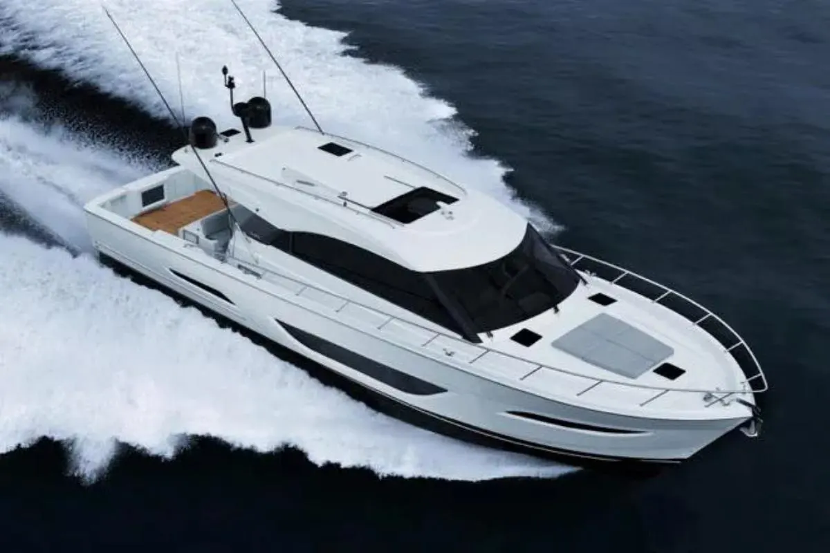 2024 Maritimo S600 (a 60 Ft. Yacht Floor Plan and Design) - BoatBiscuit