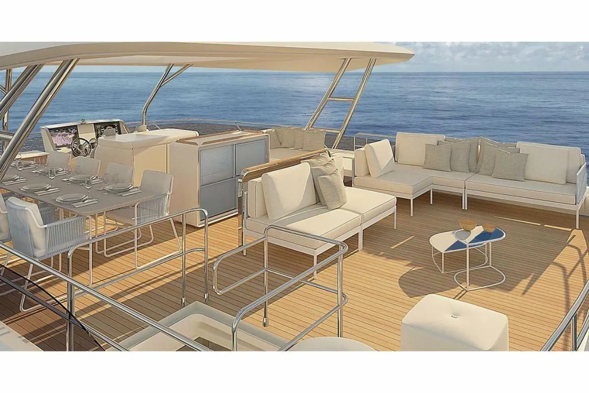 Deck saloon