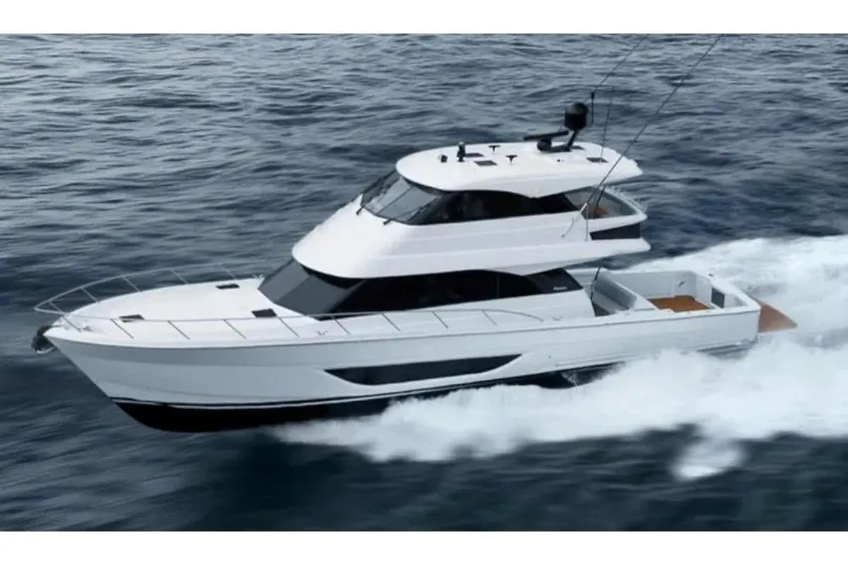 2024 Maritimo M600 (a 60 Ft. Yacht Floor Plan and Design) - BoatBiscuit