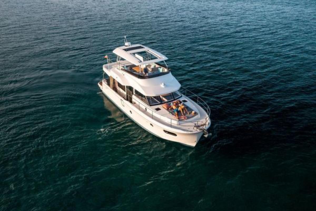 2023 Beneteau Swift Trawler 48 