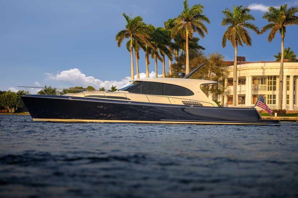 2024 Palm Beach Motor Yachts GT60 