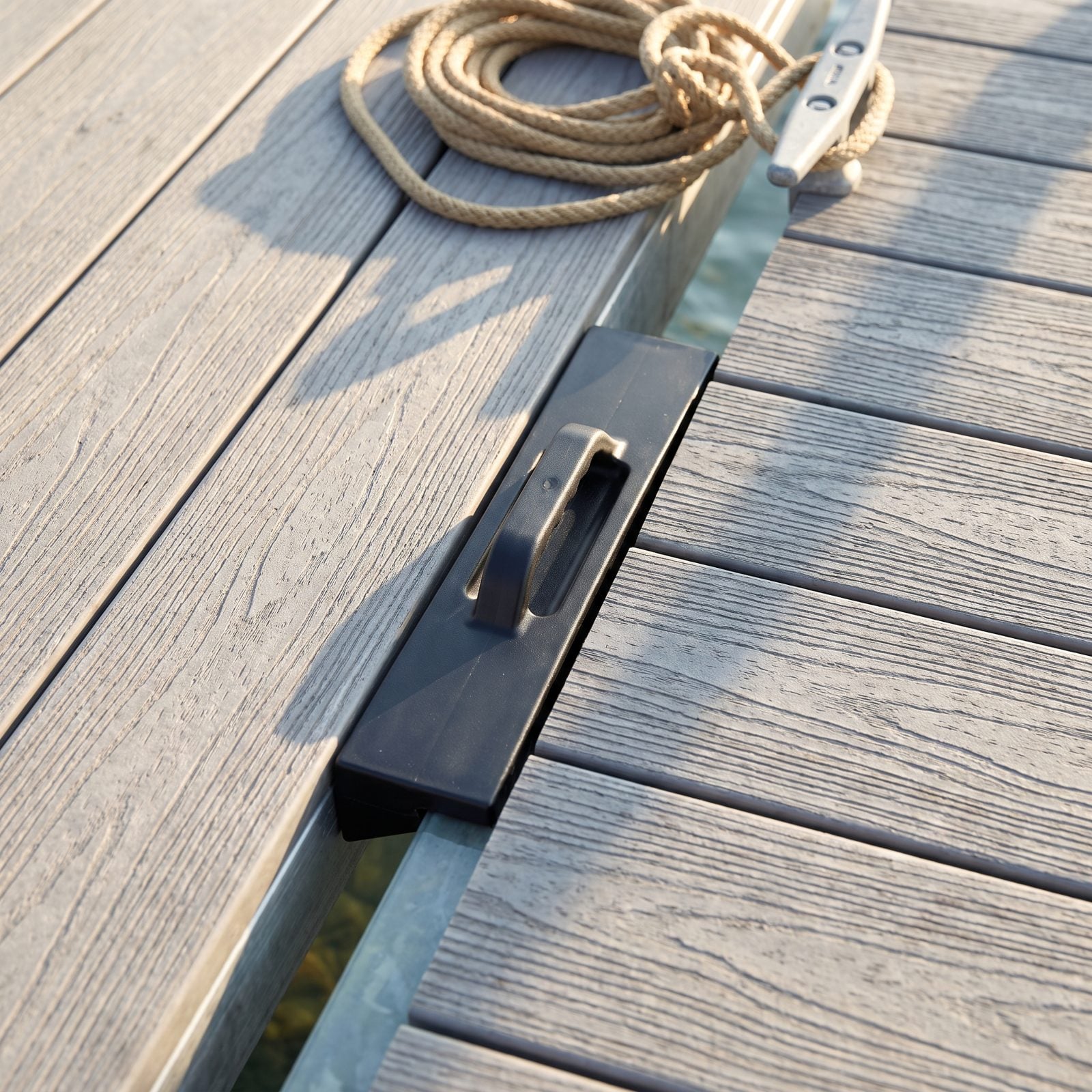 Removable Wedge Inserts Between Floating Dock Sections